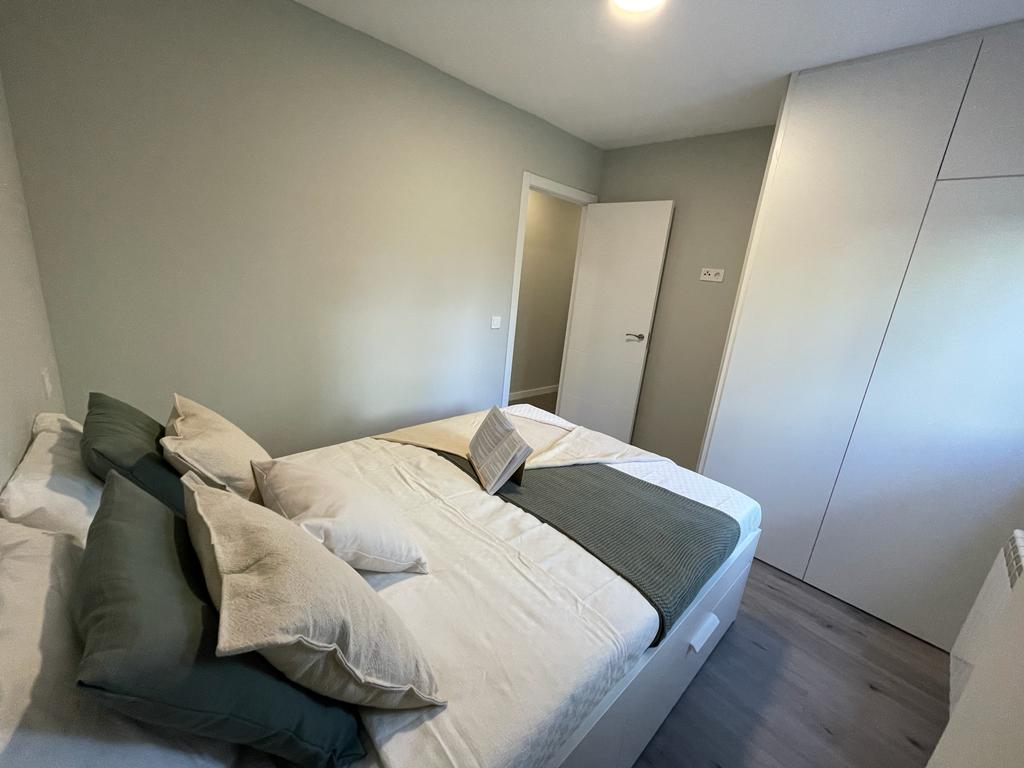 Inversion Housebox Alcorcon Piso Habitacion